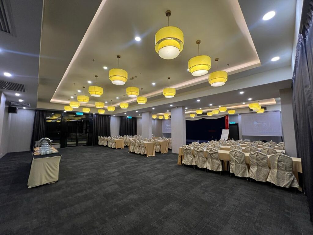 Living Hall II at Livingston Hotel Sandakan on Level 2 showing event setup with pillars